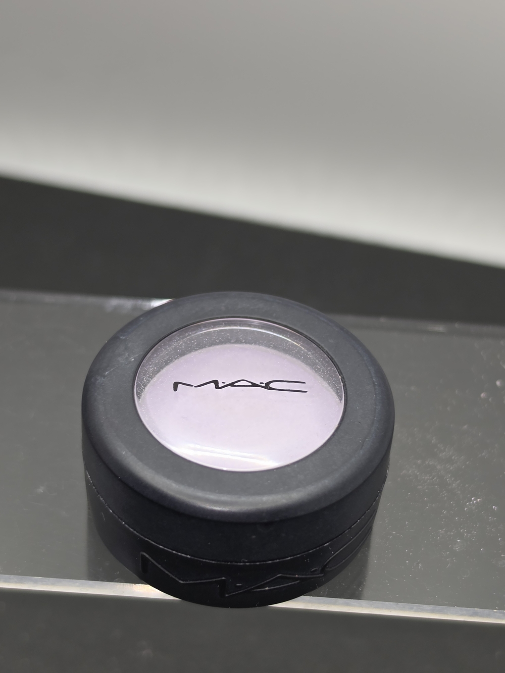 VINTAGE 1990s MAC SCREW TOP EYESHADOW- "DIGIT" - Picture 3 of 6